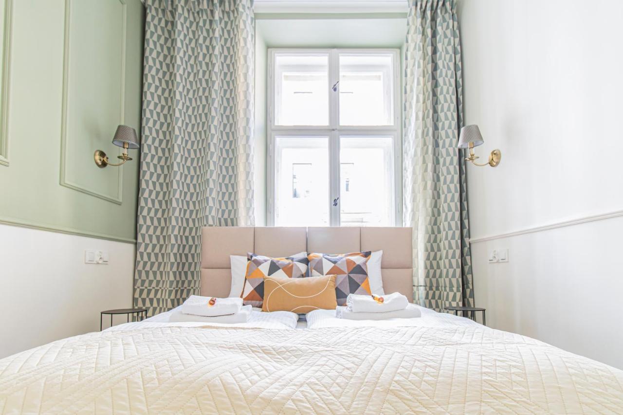 Modern Apartments Pilsudskiego Street كراكوفيا المظهر الخارجي الصورة